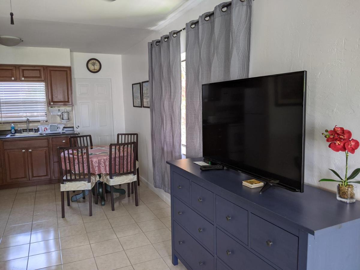 Breakaway Inn Guest House Lauderdale-by-the-Sea Exteriér fotografie