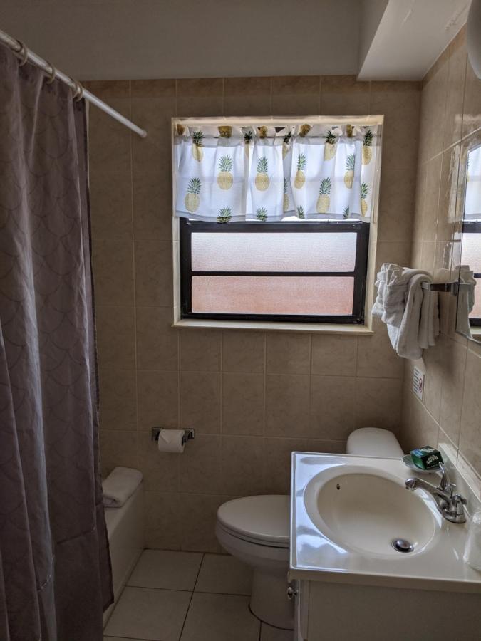 Breakaway Inn Guest House Lauderdale-by-the-Sea Exteriér fotografie