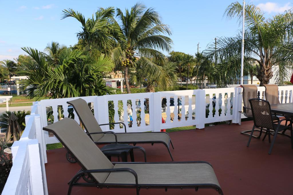 Breakaway Inn Guest House Lauderdale-by-the-Sea Exteriér fotografie