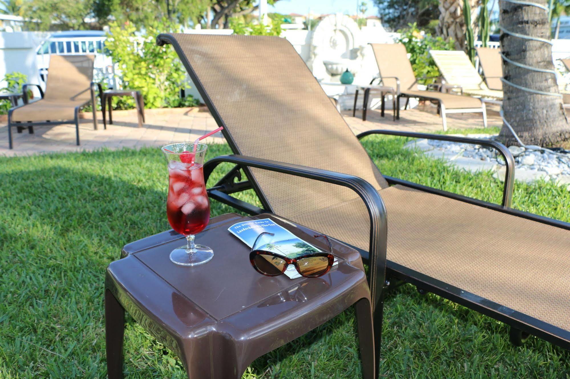 Breakaway Inn Guest House Lauderdale-by-the-Sea Exteriér fotografie